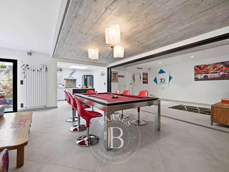 Maison Saint-Maur-des-Fossés - 4 chambres - 306m²
