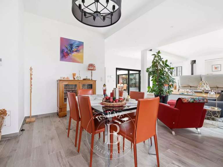 Maison Saint-Maur-des-Fossés - 4 chambres - 306m²