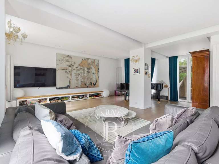 Maison Fontenay-sous-Bois - 6 chambres - 380m²