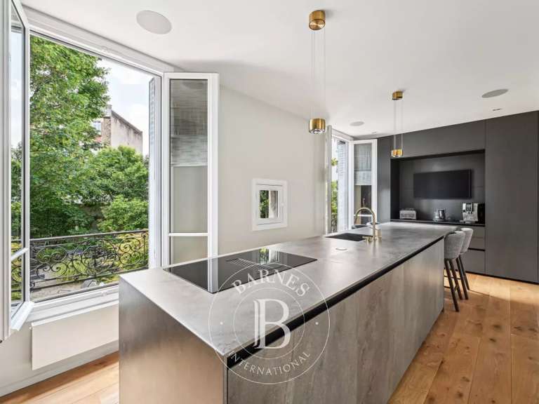 Maison Maisons-Alfort - 5 chambres - 267m²