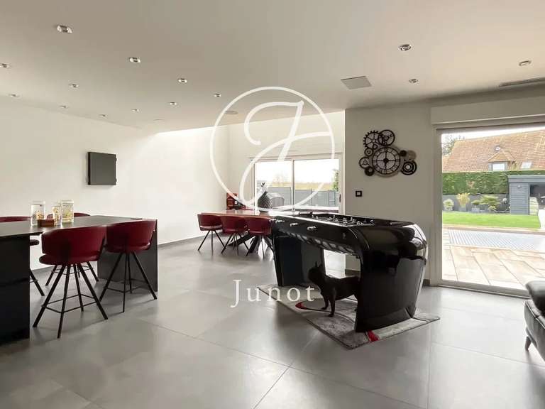 Maison Cysoing - 5 chambres - 386m²