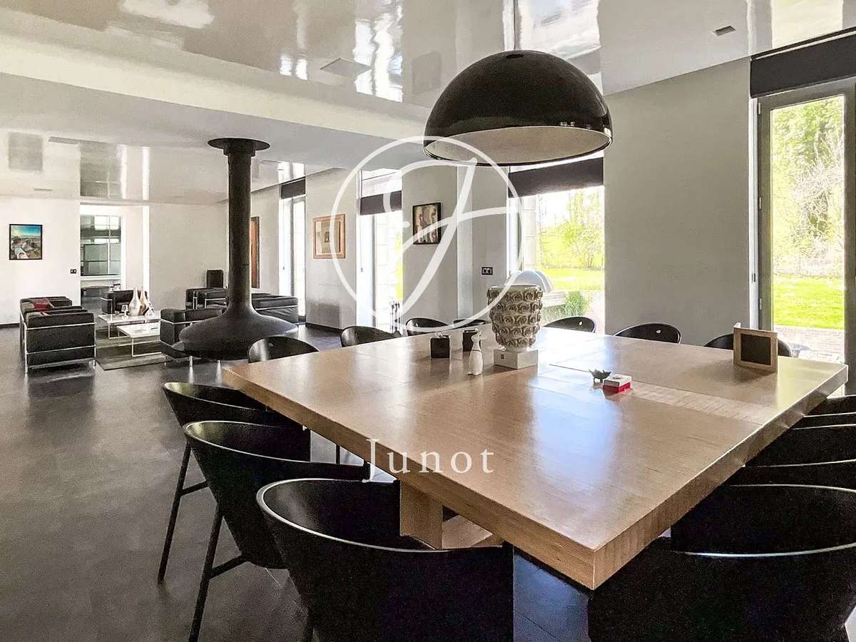 House Eth