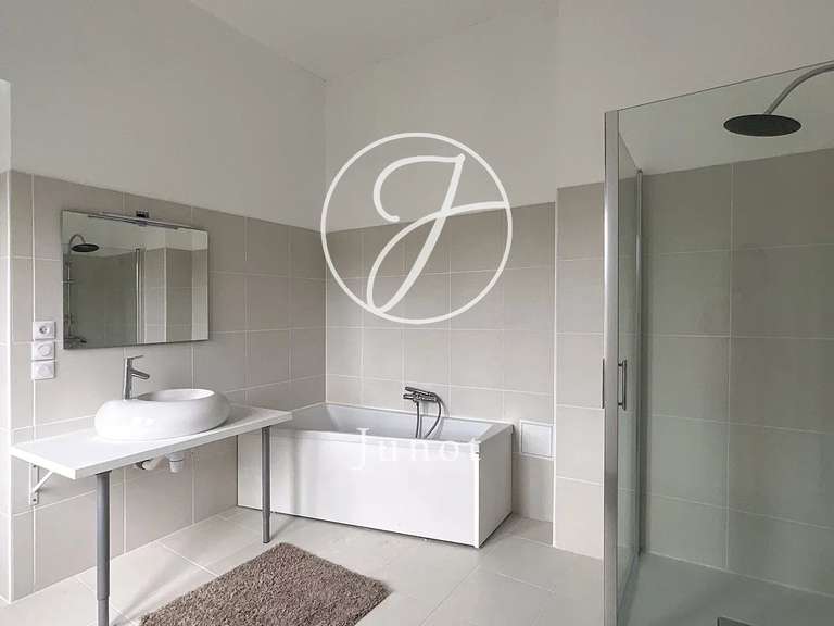 Maison Tourcoing - 7 chambres - 407m²