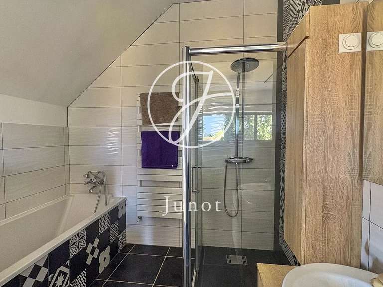 Maison Sailly-lez-Lannoy - 7 chambres - 490m²