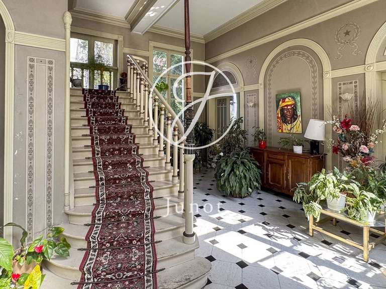 Maison Lille - 14 chambres - 880m²