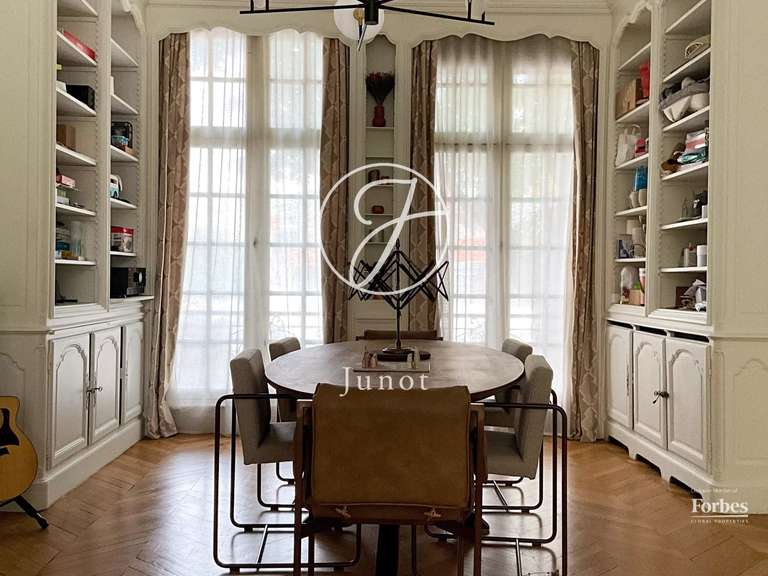 Maison Roubaix - 5 chambres - 287m²