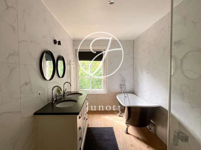 Maison Mouvaux - 4 chambres - 262m²