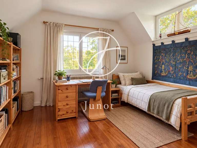 Maison Mons-en-Baroeul - 9 chambres - 285m²