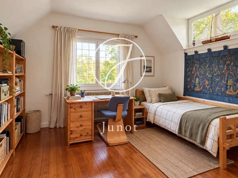 Maison Mons-en-Baroeul - 9 chambres - 285m²