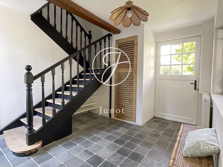 Maison Sailly-lez-Lannoy - 5 chambres - 146m²