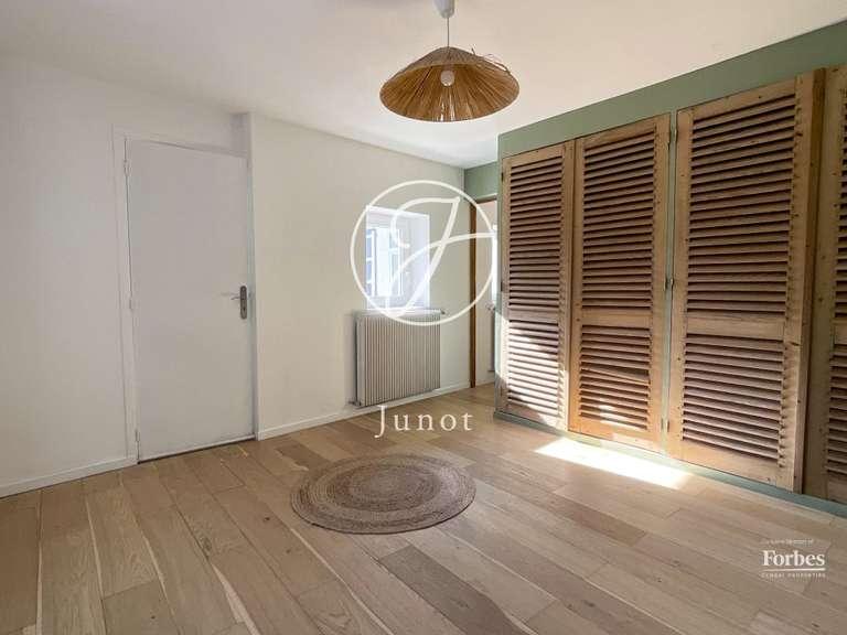 Maison Sailly-lez-Lannoy - 5 chambres - 146m²