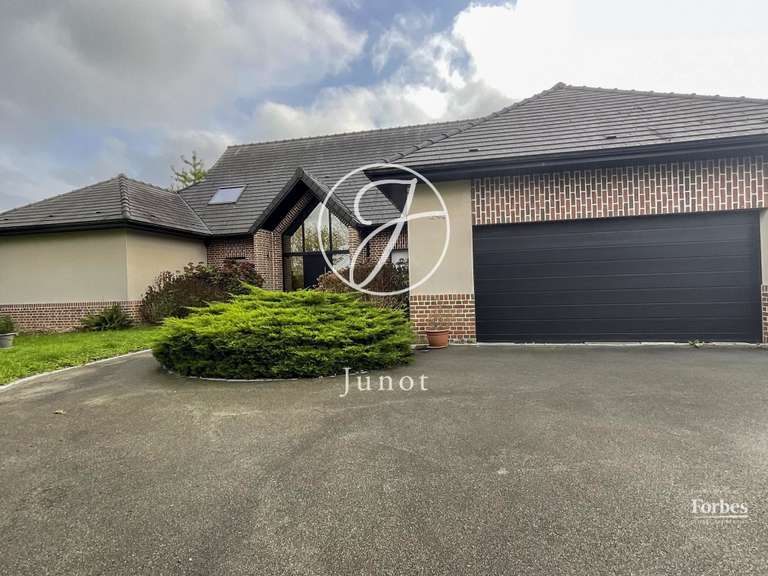 Maison Mérignies - 5 chambres - 220m²