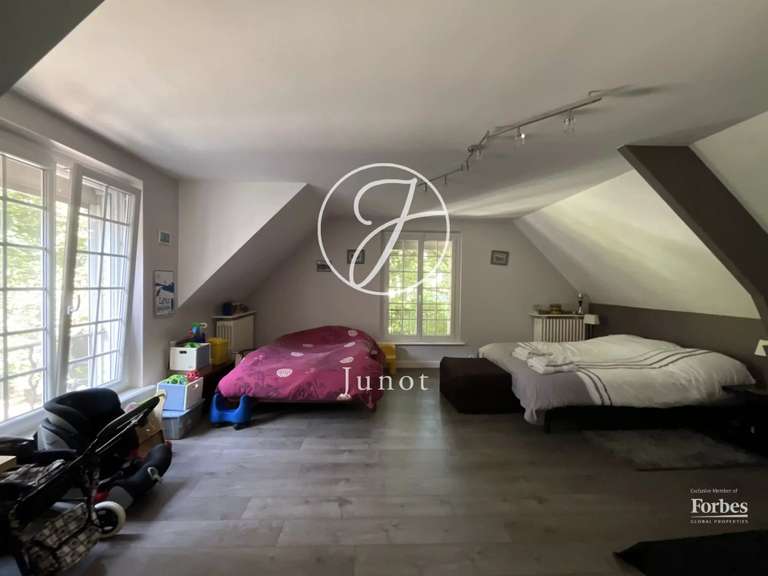Maison Marcq-en-Baroeul - 6 chambres - 330m²