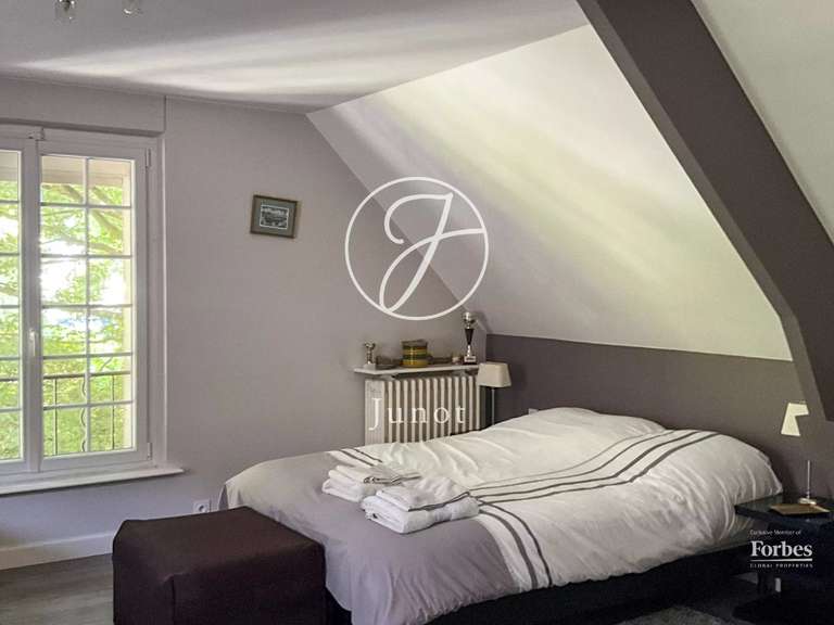 Maison Marcq-en-Baroeul - 6 chambres - 330m²