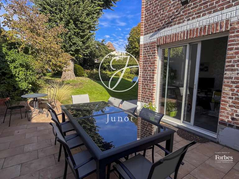 Maison Hazebrouck - 6 chambres - 334m²