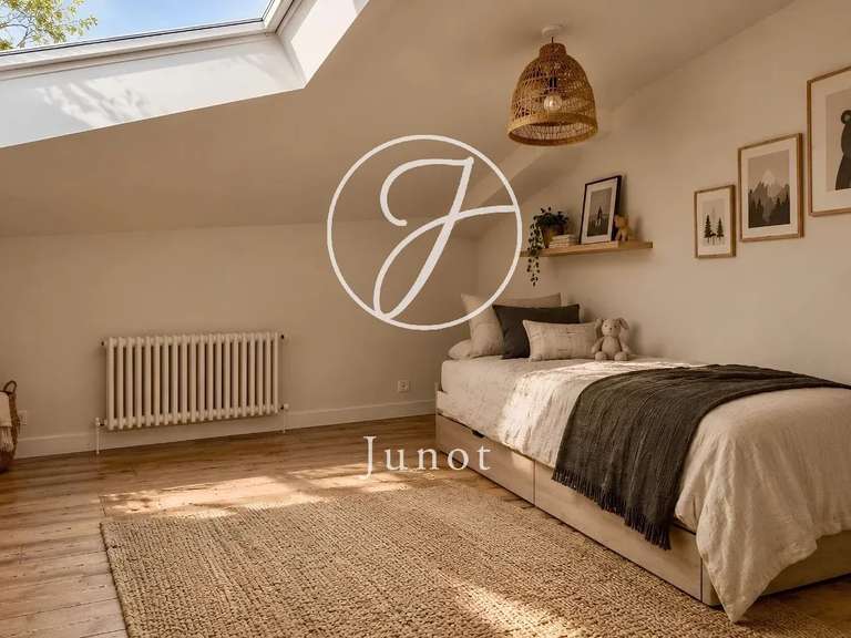 House Mons-en-Baroeul - 7 bedrooms - 289m²