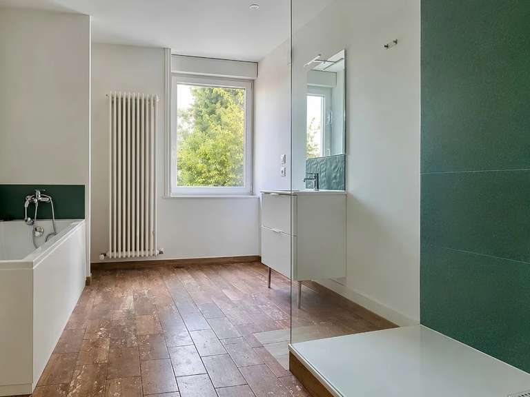 Maison Mons-en-Baroeul - 7 chambres - 289m²
