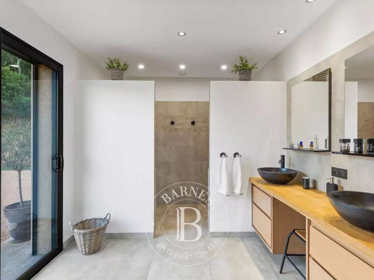 Maison Porto-Vecchio - 4 chambres - 229m²