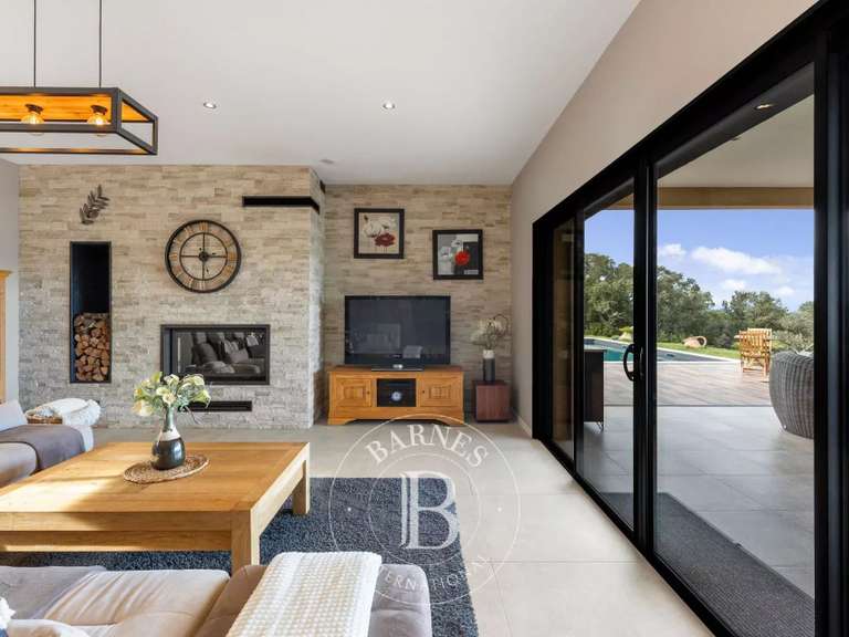 Maison Porto-Vecchio - 4 chambres - 229m²