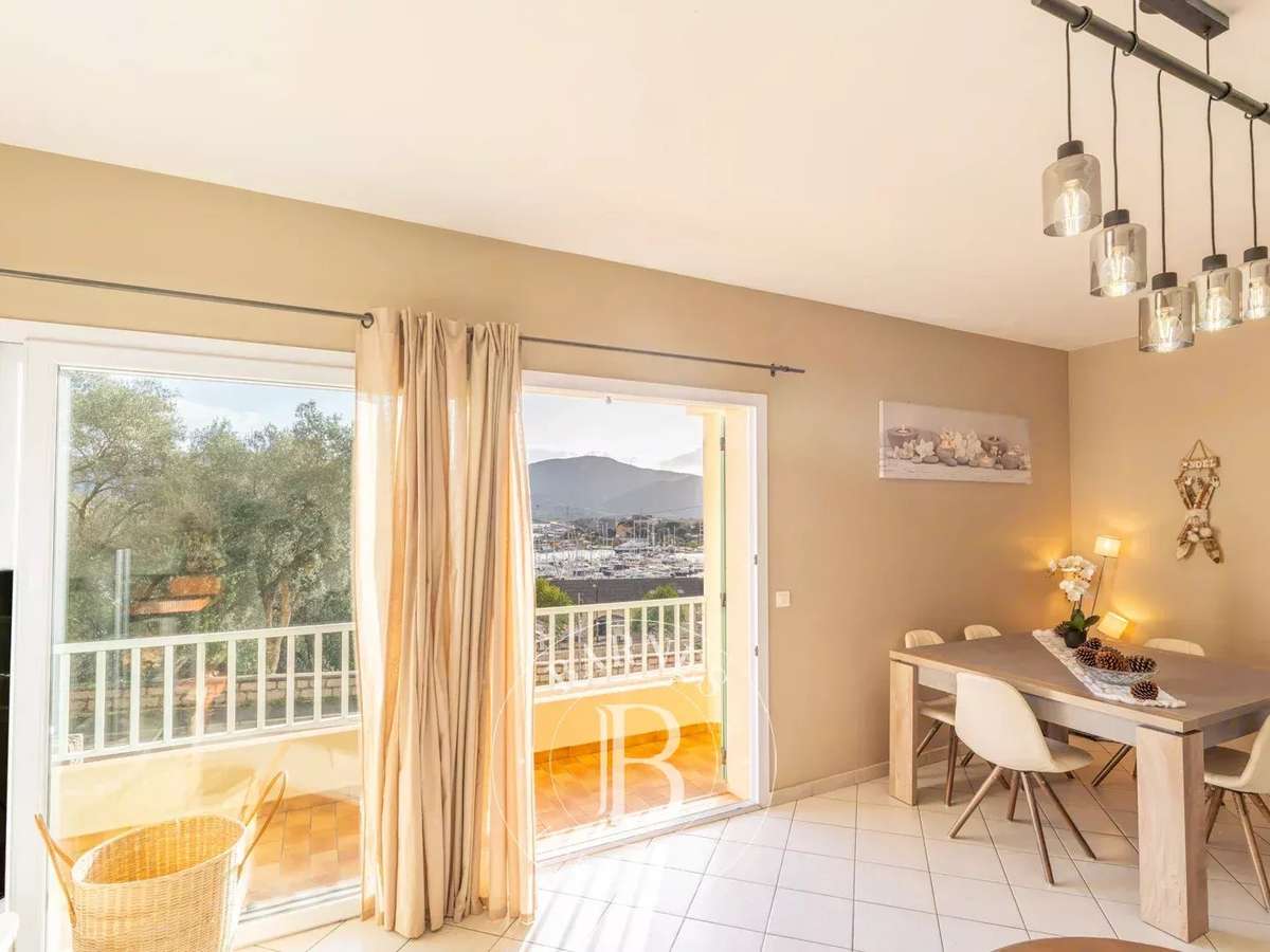 Maison Porto-Vecchio