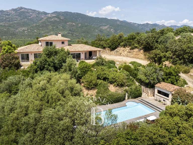 Maison avec Vue sur mer Porto-Vecchio - 5 chambres - 184m²