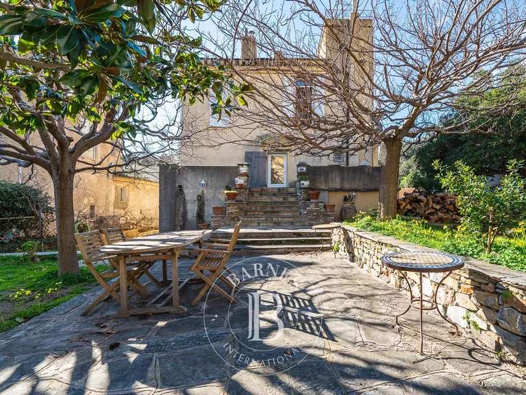 Maison Bastia - 5 chambres - 273m²