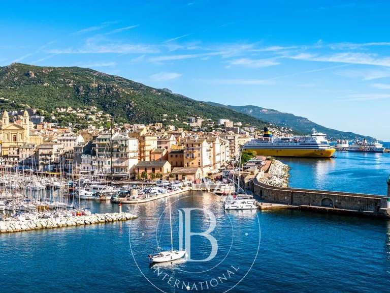 Maison Bastia - 5 chambres - 273m²