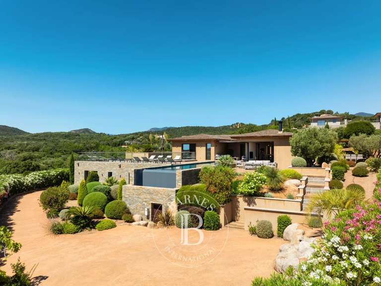 Maison Zonza - 5 chambres - 300m²