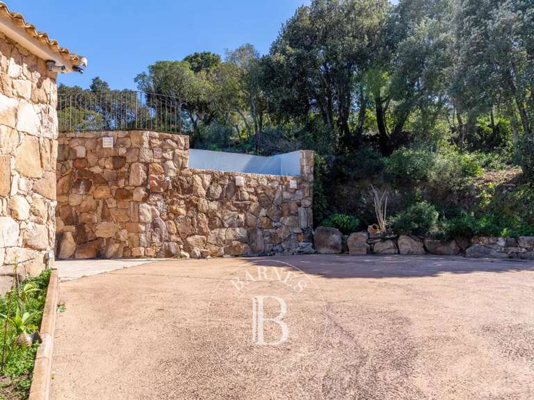 Maison Porto-Vecchio - 6 chambres - 220m²