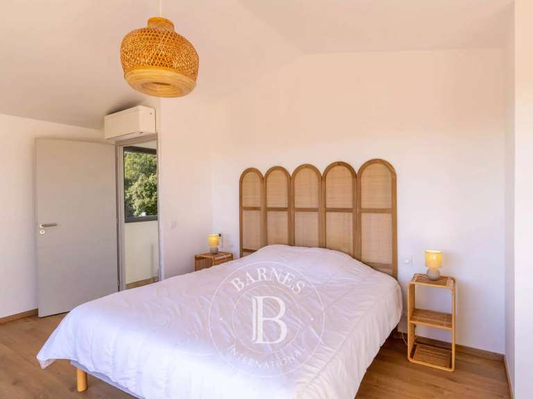 Maison Porto-Vecchio - 4 chambres - 180m²