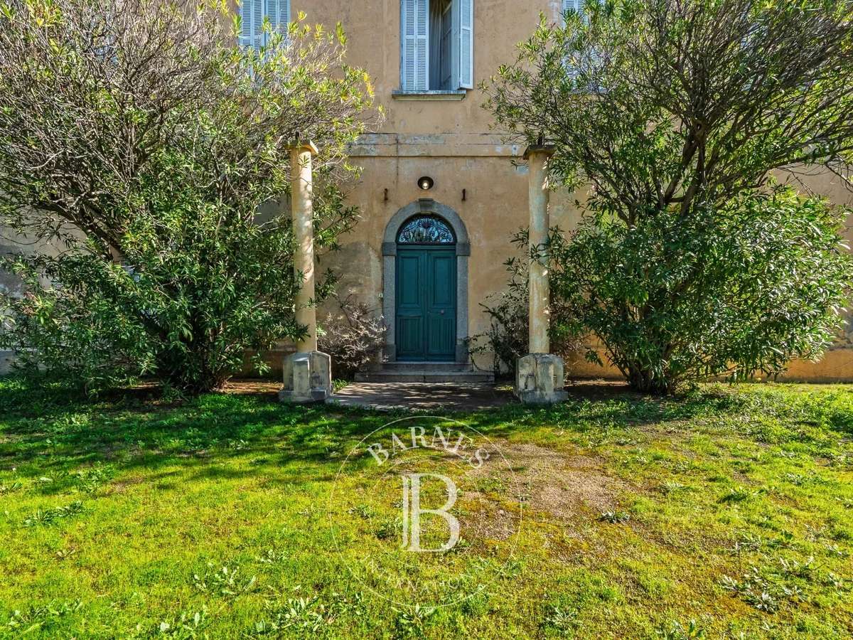 House L'Île-Rousse