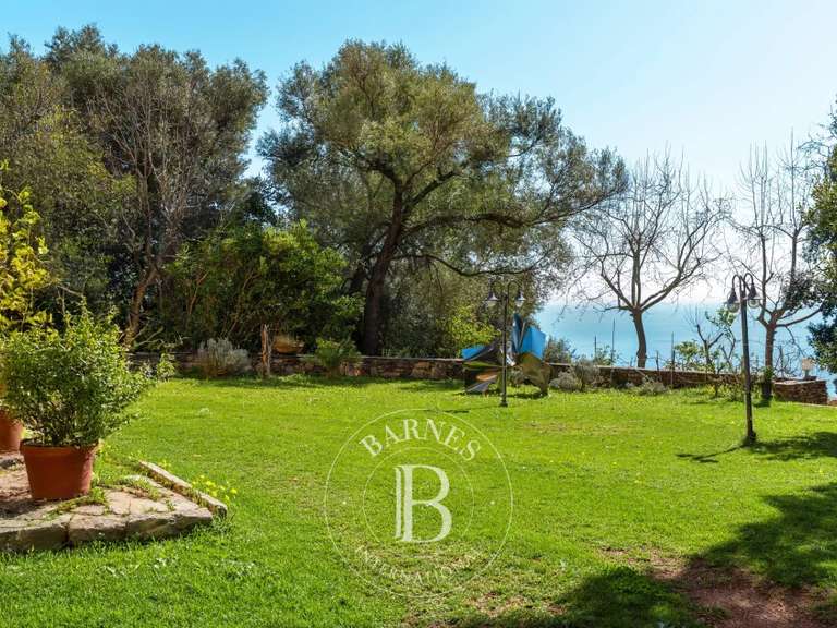 Maison Bastia - 4 chambres - 224m²
