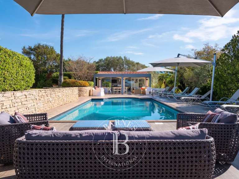 Maison Ajaccio - 4 chambres - 269m²