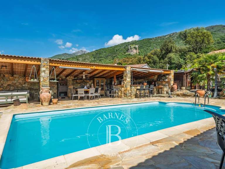Maison Patrimonio - 3 chambres - 261m²