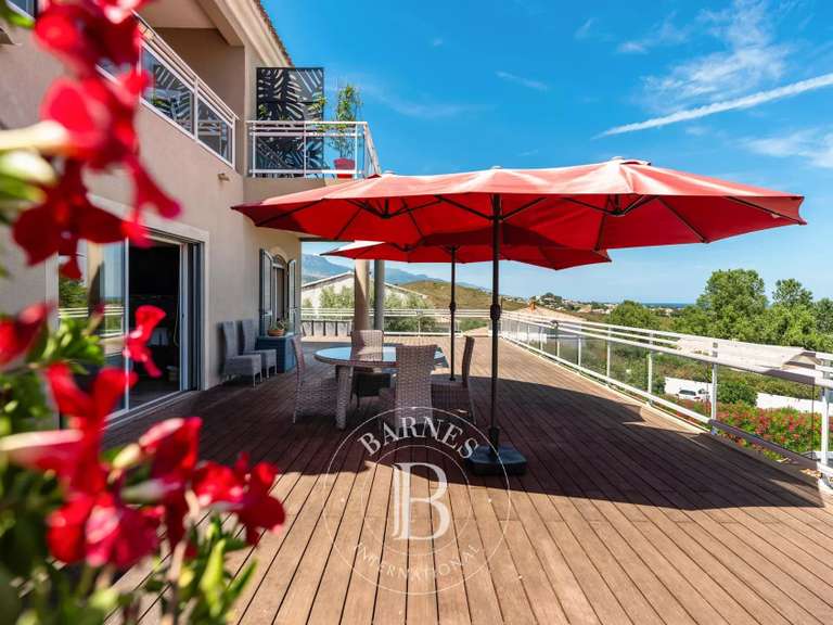 House Biguglia - 4 bedrooms - 348m²