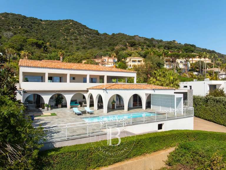 Maison Ajaccio - 4 chambres - 295m²