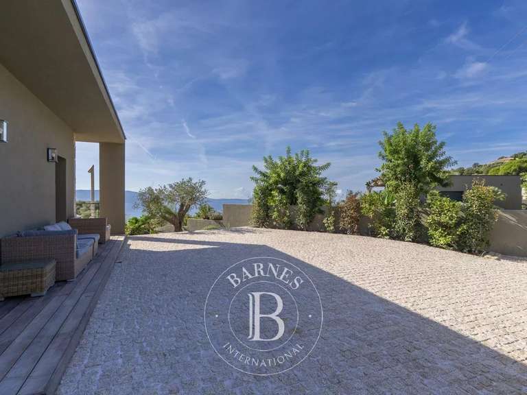 Maison Ajaccio - 4 chambres - 173m²