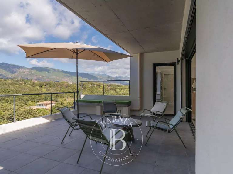 Maison Porto-Vecchio - 5 chambres - 164m²
