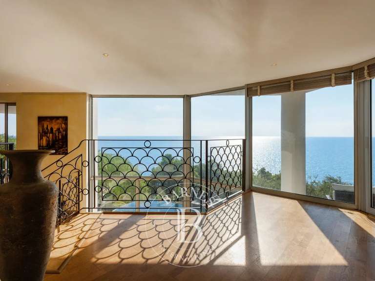 Maison San-Martino-di-Lota - 4 chambres - 248m²