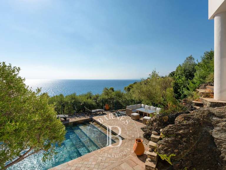 Maison San-Martino-di-Lota - 4 chambres - 248m²