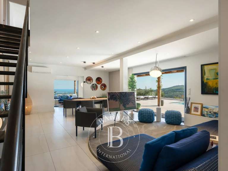 Maison Olmeta-di-Tuda - 4 chambres - 200m²