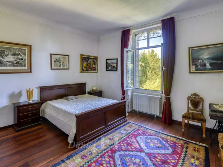 Maison Rezé - 7 chambres - 271m²