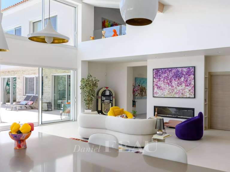 Maison Saint-Cyr-sur-Mer - 5 chambres - 371m²