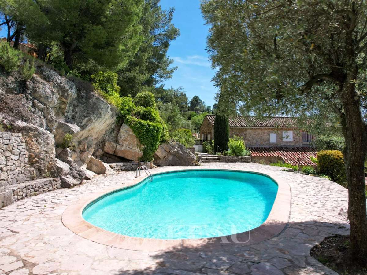House Le Beausset