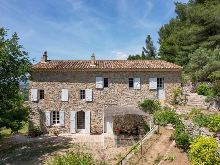 Maison Le Beausset - 7 chambres - 197m²