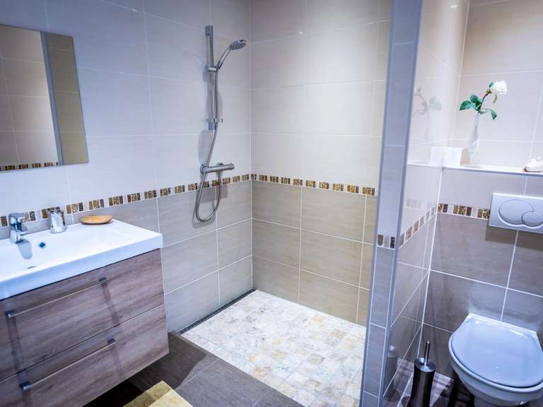 House Zonza - 8 bedrooms - 596m²