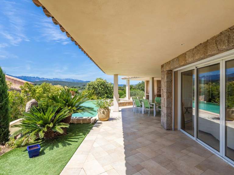 House Zonza - 7 bedrooms - 234m²