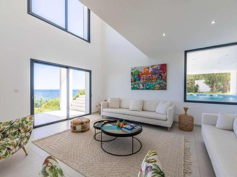 House with Sea view Sari-Solenzara - 4 bedrooms - 316m²