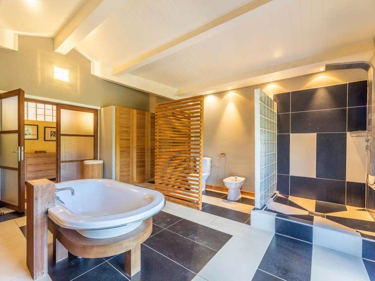 Maison avec Vue sur mer Sari-Solenzara - 7 chambres - 525m²