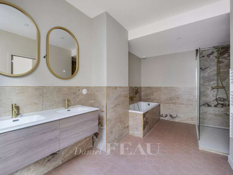 Maison Boulogne-Billancourt - 5 chambres - 240m²